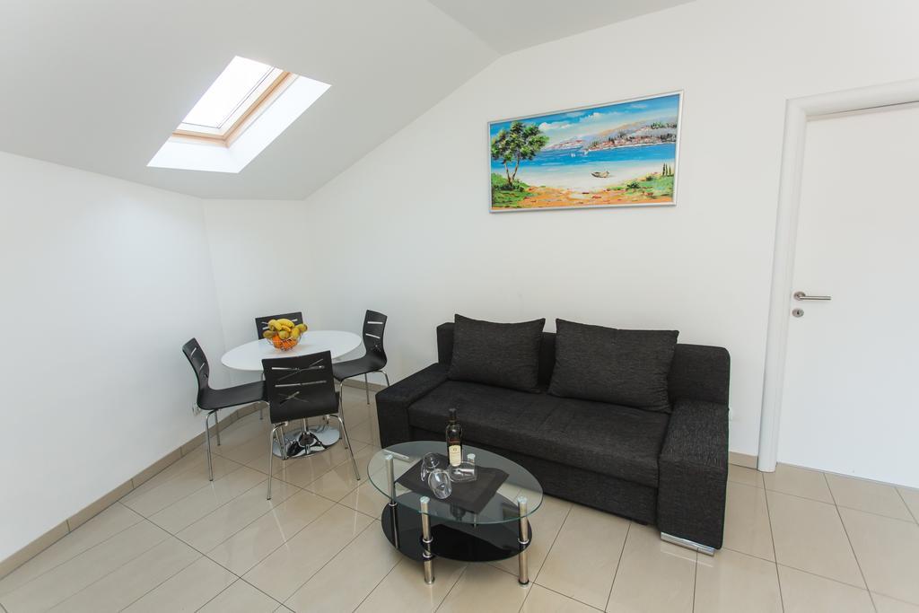 Apartments Little Paradise Trogir Bilik gambar